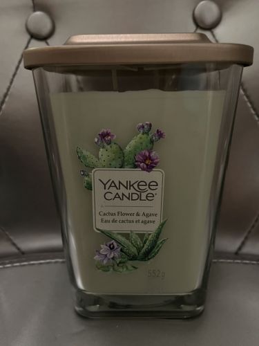 Svíčka Yankee Candle hranatá - Cactus flower